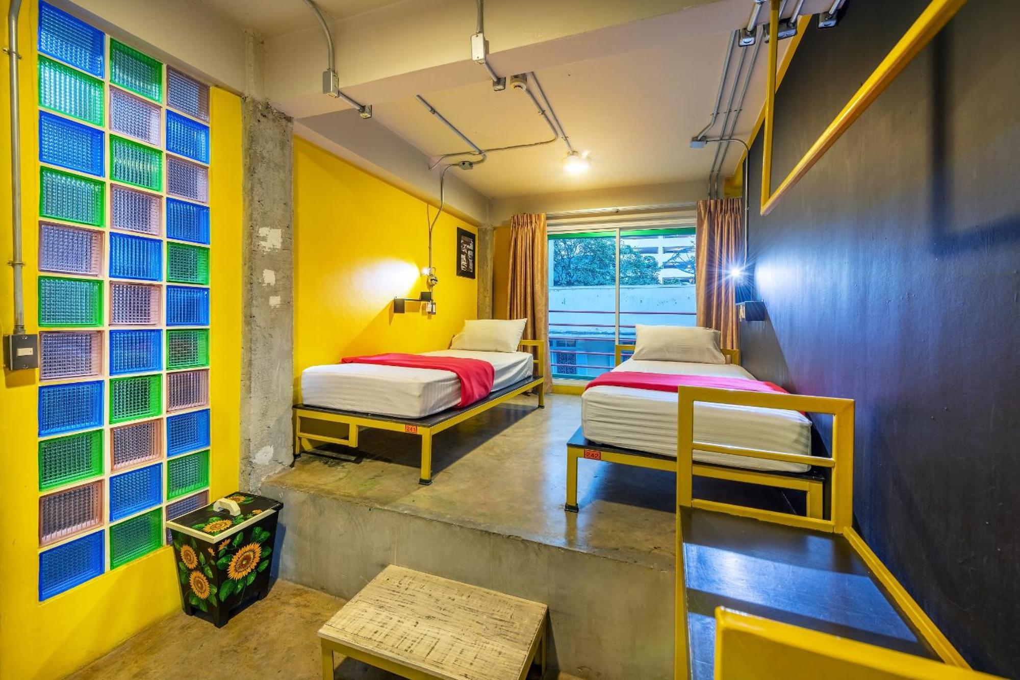בנגקוק Silom Art Hostel מראה חיצוני תמונה