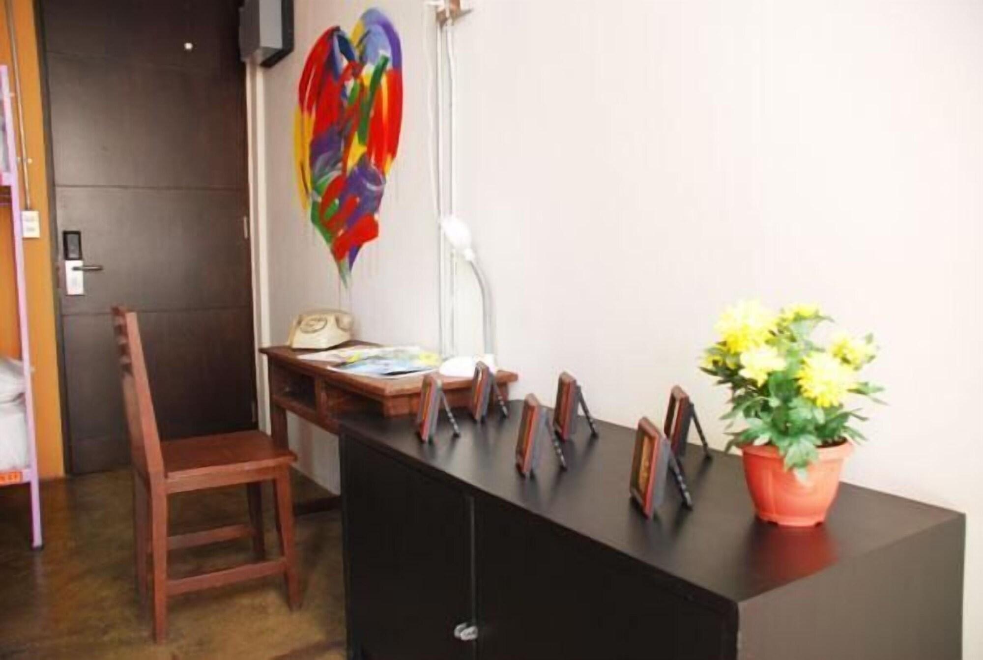 בנגקוק Silom Art Hostel מראה חיצוני תמונה