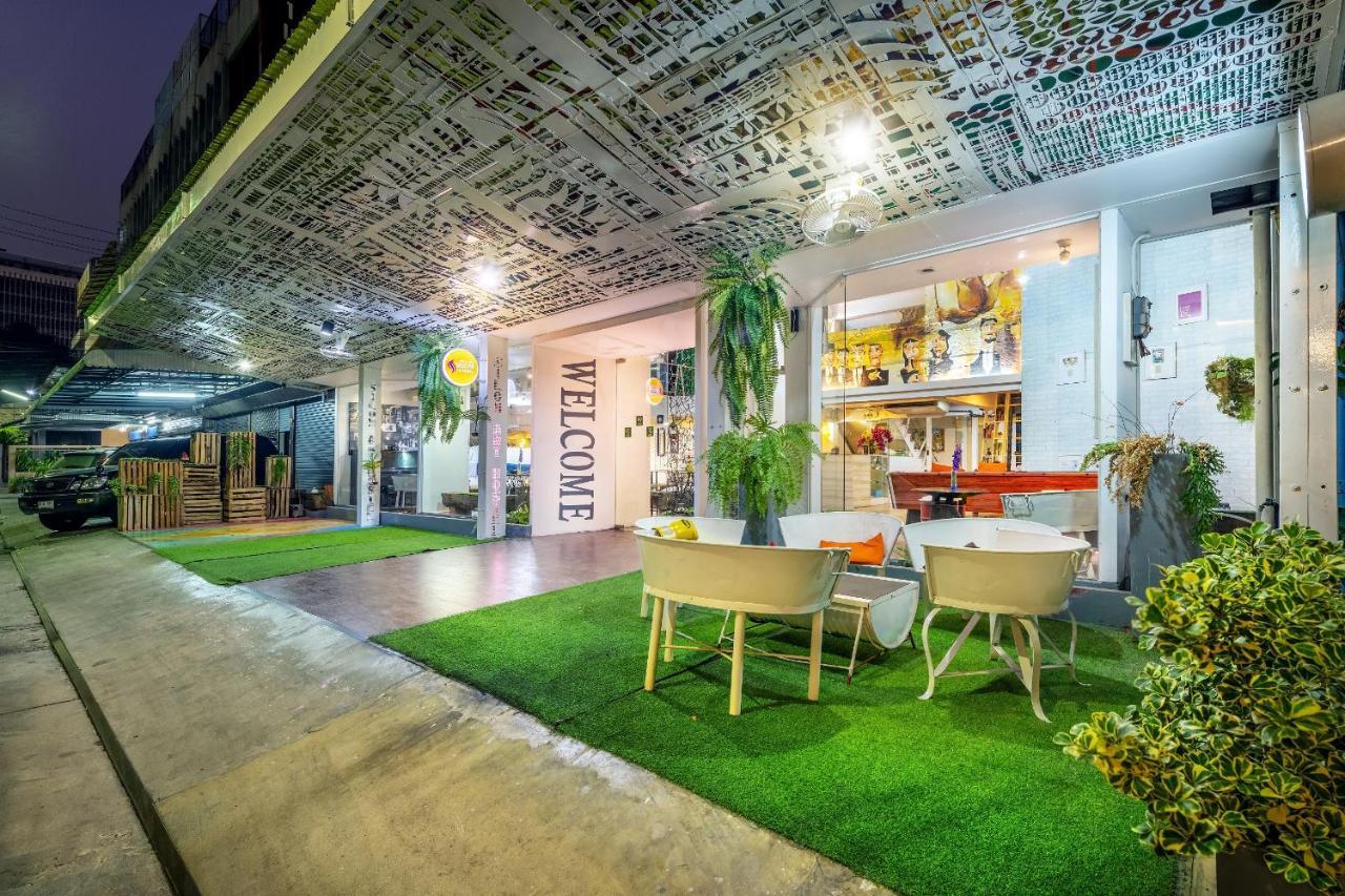 בנגקוק Silom Art Hostel מראה חיצוני תמונה